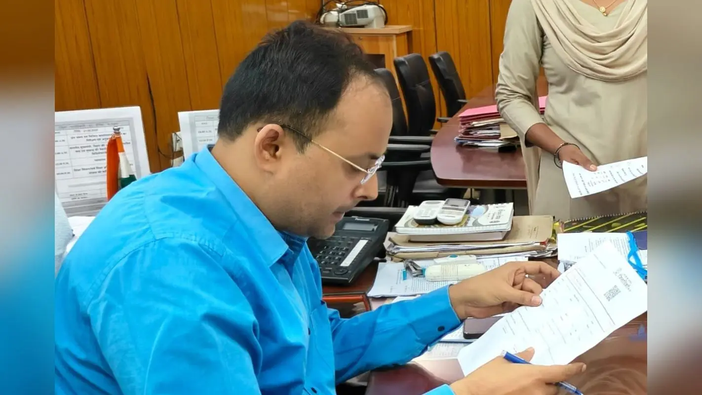 गया जी में जिला पर्षद की 22 एकड़ जमीन पर 203 लोगों की जमाबंदी, DM ने जांच और रद्द करने का दिया आदेश